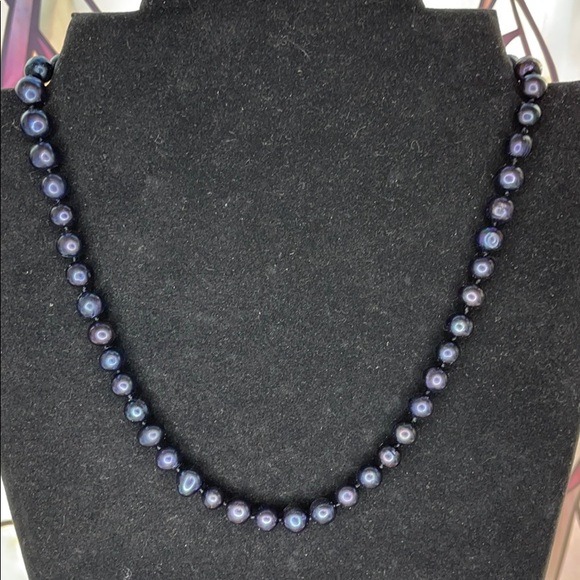 Pearl Izumi Jewelry - Tahitian Real Pearl Knotted Necklace